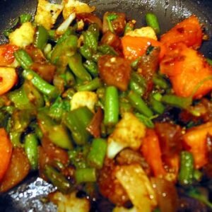 Fried Mixed Vegetables with Thai Curry